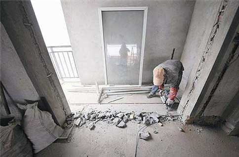 場地移交前完成虎丘蘇州拆除的最終清理工作